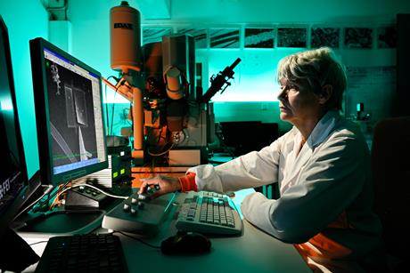 BvOF 2022_0224_ADU - CMEM lab - SEM Quanta