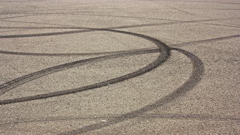 brake-track-567668_1920