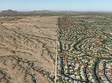 Salt-River-Pima-Maricopa-Indian-Reservation-Scottsdale-Arizona-USA-2011.-Edward-Burtynsky-courtesy-Flowers-Gallery-London-Nicholas-Metivier-Gallery-Toronto