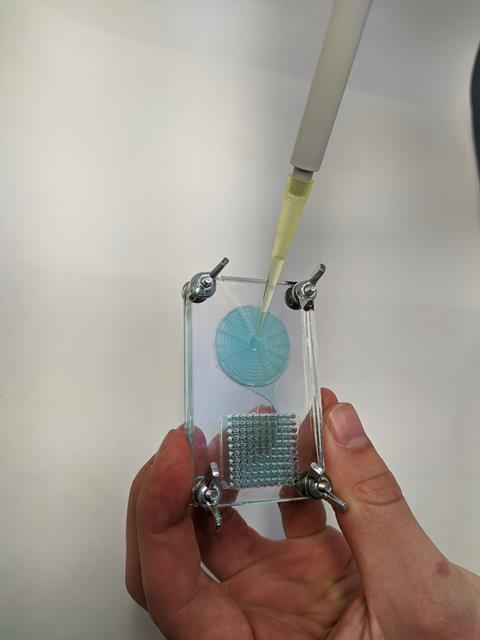 Colorimetrisch lab on a chip