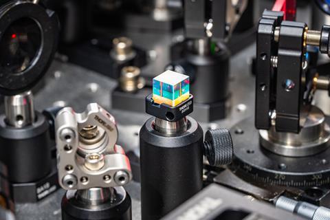 laser-crystal2